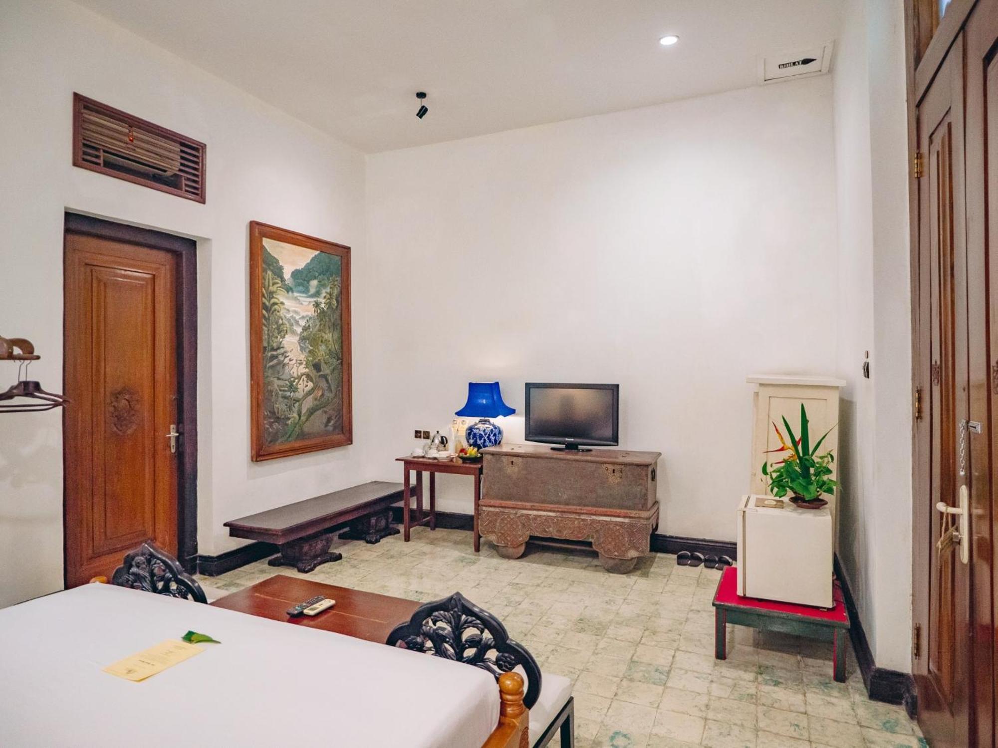 فندق توجو سري ليستاري Blitar المظهر الخارجي الصورة